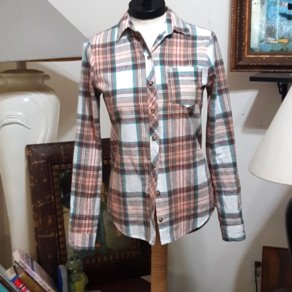 Womens Plaid Blouse Shirt long sleeve Button Up Sz Small FULL TILT Pink Creams